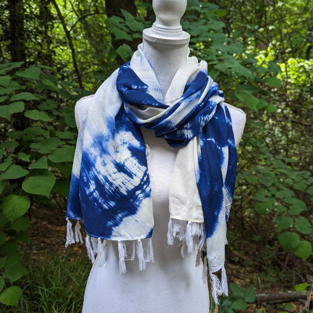 SOLEIL Pareo Wrap Swim Cover Up Sarong in Indigo Blue + White Tie Dye One Size - Picture 7 of 8